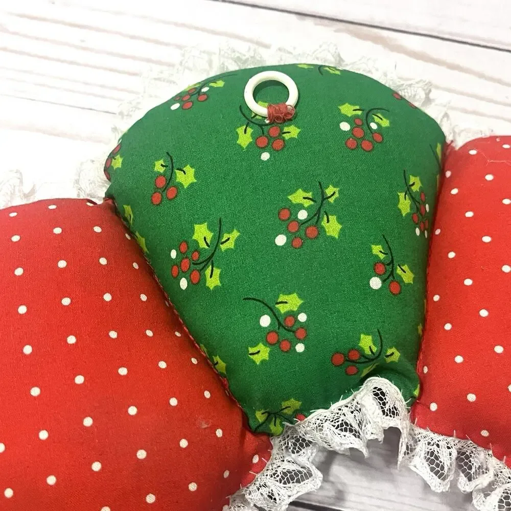 Vintage Stuffed Fabric Pillowed Lace Wreath Christmas Farmhouse Decor Red Green